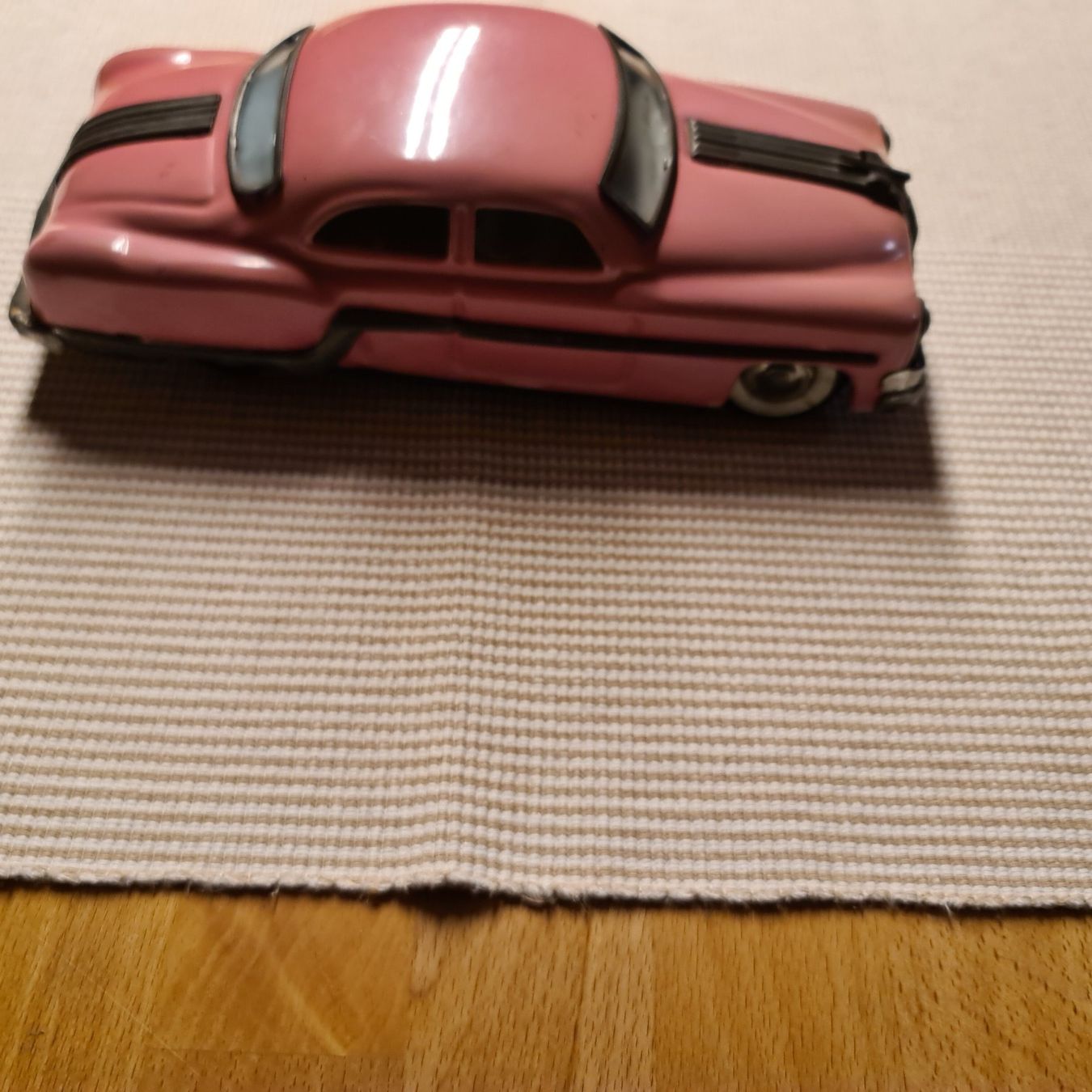 Modellautos: Blechspielauto mit Schwungrad – Gebraucht aus Hütten von Edeli5 1