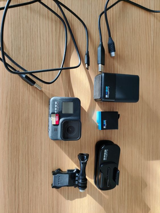GoPro Hero 8 ink. Akku und 128 GB MicroSD Kaufen auf Ricardo