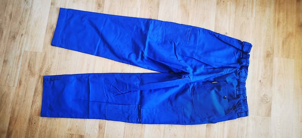 Pantaloni: Pantalon da lavoro  – Usato da Lamone venduto da osc_rr7v