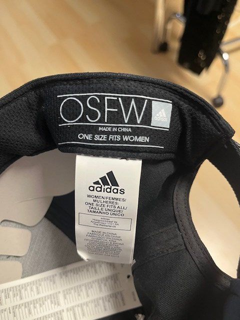 Adidas Copricapi, berretti & cappellini: Schwarze Adidas Cap OSFW/ Basecap / Mütze  Dächlikappe - Neu – Nuovo (secondo la descrizione) da Uster venduto da Subi7 3
