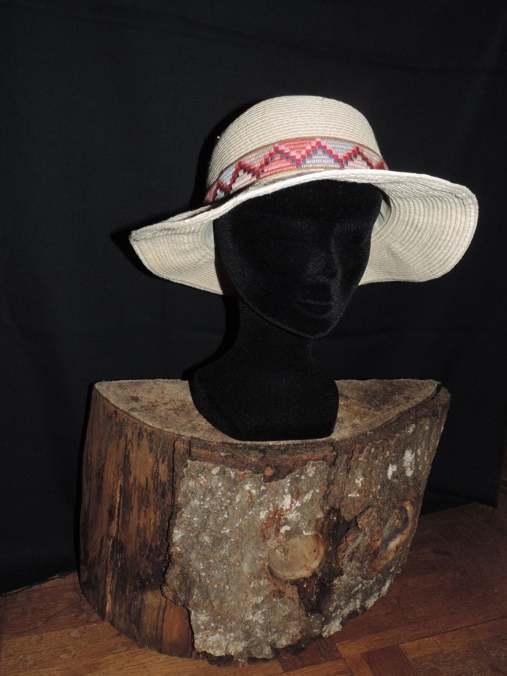 Copricapi, berretti & cappellini: chapeau motif tribal – Usato da Genève venduto da Axelle333 5