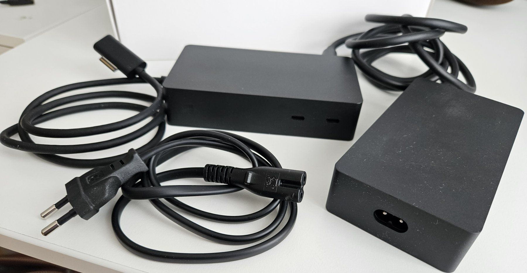 Microsoft Dockingstation: MS Surface Dock 2 – Gebraucht aus Gretzenbach von  3