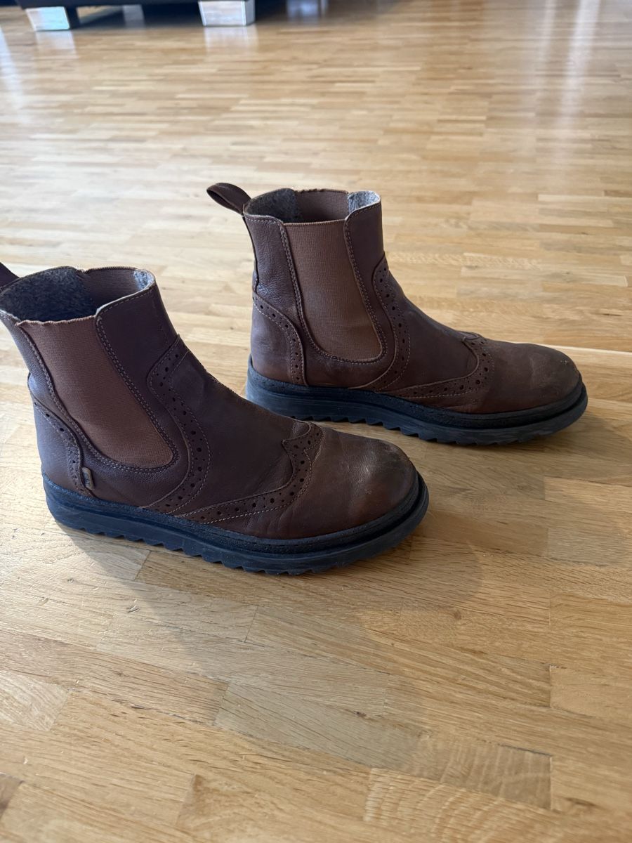 Scarpe per ragazze: Mädchen Lederstiefeletten – Usato da Zürich venduto da Sven1968 1