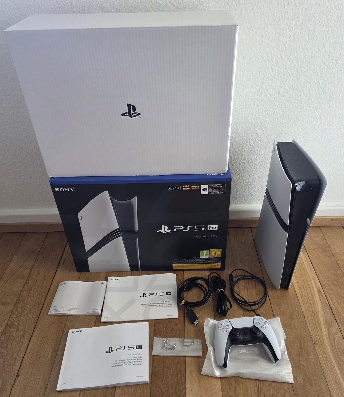 Sony Konsolen: Playstation 5 Pro – Neu (gemäss Beschreibung) aus Basel von Cod1987