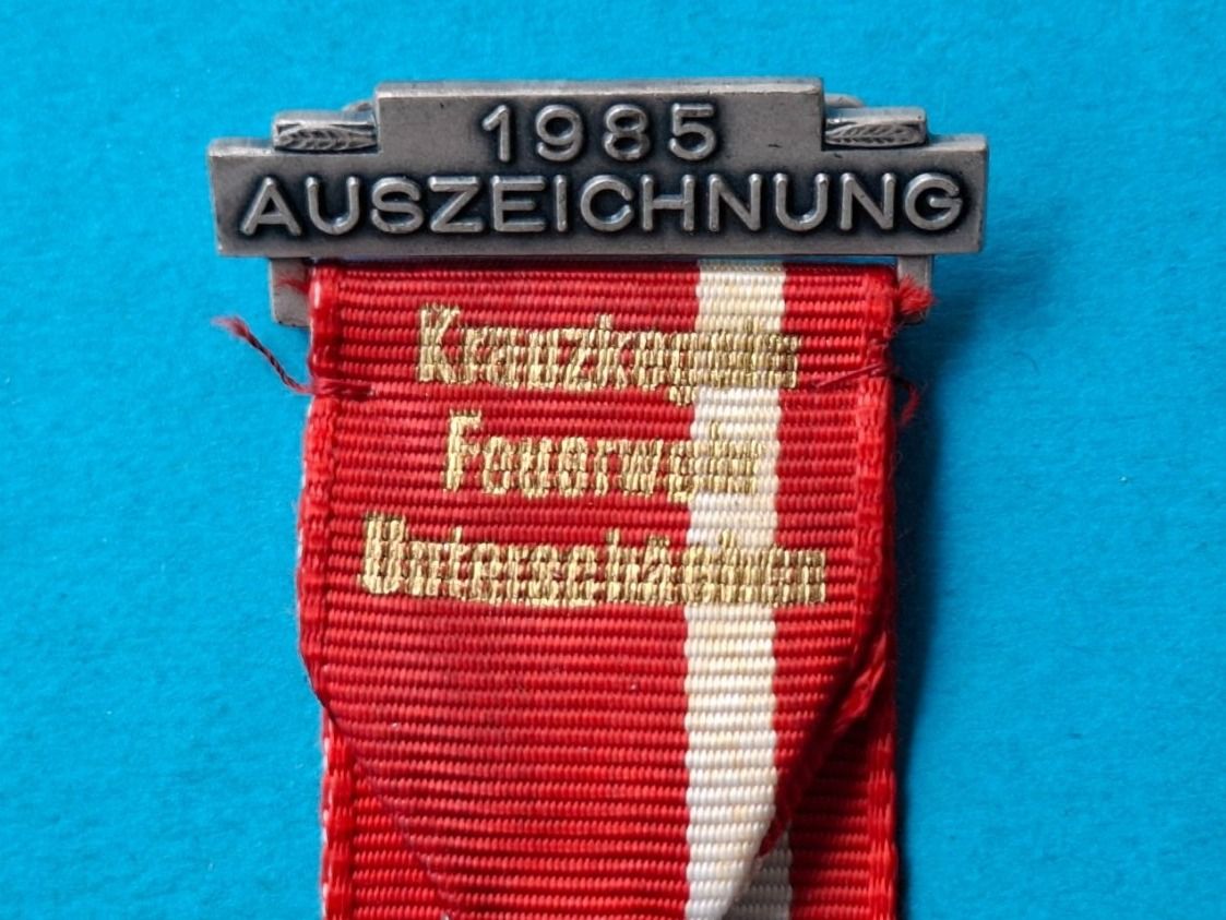Medaglie: Fahnenträger Wallis (u36) – Usato da Schwanden GL venduto da Suvorov 1