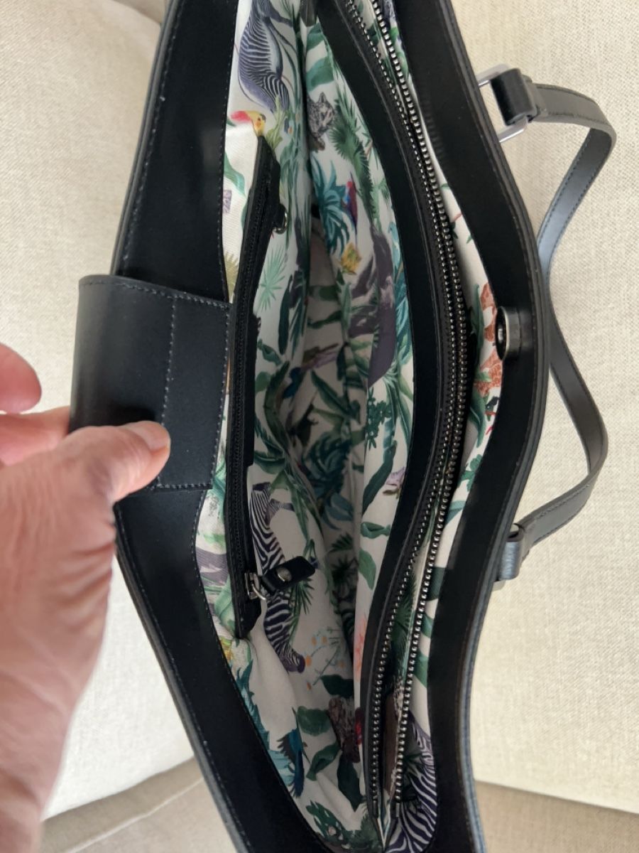 Taschen für Damen: MARCCAIN Tasche – Gebraucht aus Ennetbürgen von erena60 5