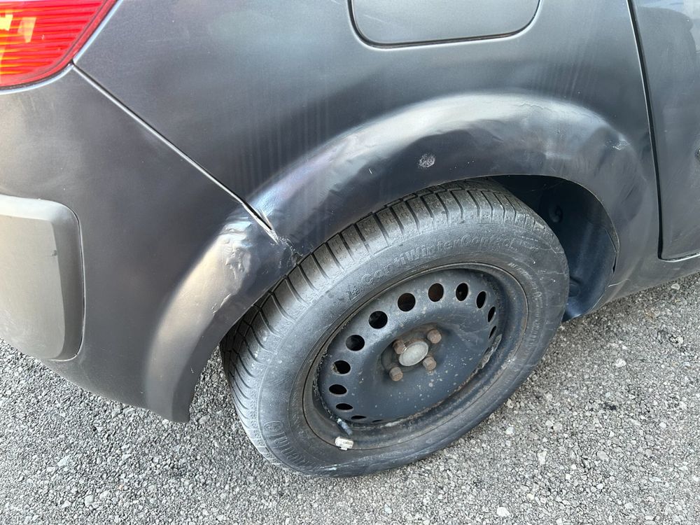 Renault Automobili: Renault Scenic, Jahrgang 2006, Winterauto, Top Preis! – Usato da Willerzell venduto da Lancelot2007 3