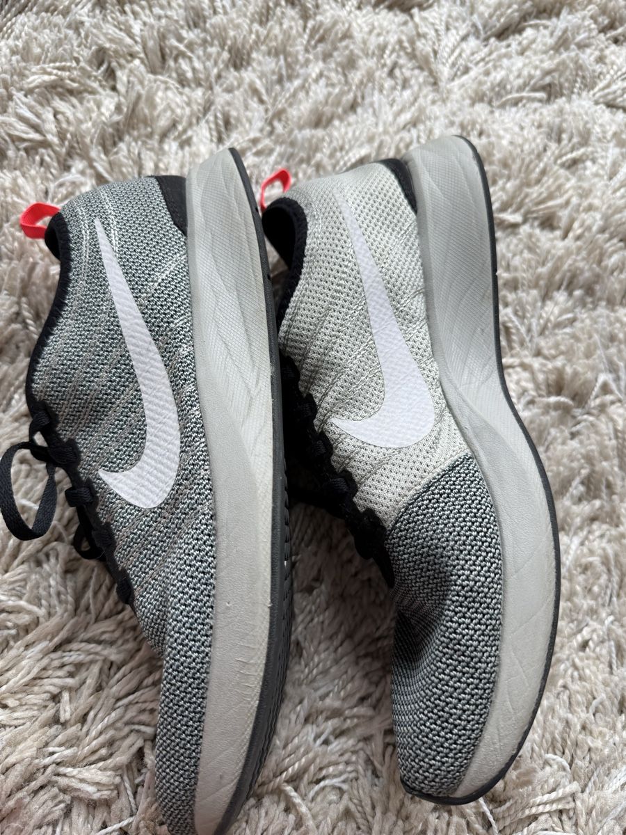 Nike Scarpe da uomo: Nike Dualtone Racer – Usato da Zürich venduto da Sebi.063 1