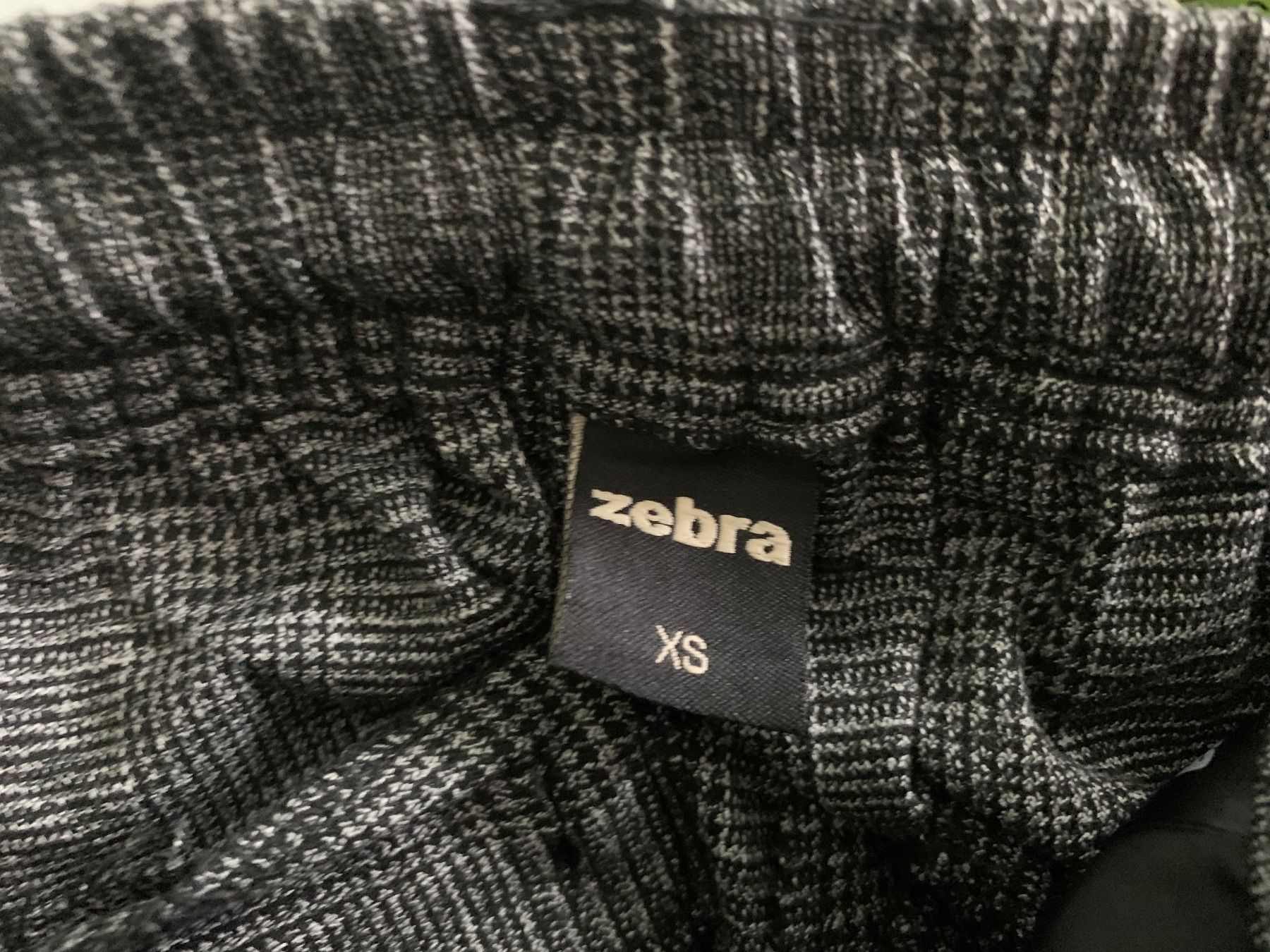 Hosen: Hübsche Hose von Zebra XS – Neu (gemäss Beschreibung) aus Thalwil von Ulurusunset 3