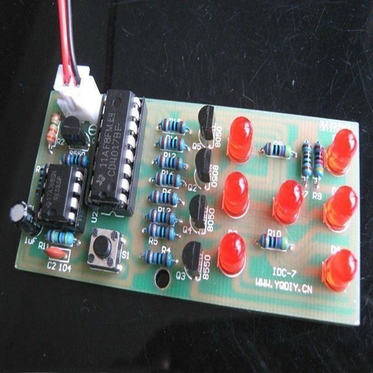 Strumenti musicali: DIY Elektronische Würfel Lötbausatz – Nuovo e nell'imballaggio originale da Gebenstorf venduto da RetroFuture