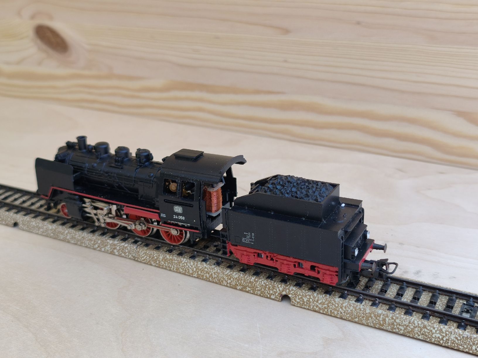 Märklin Modelleisenbahnen: Märklin 3003 Dampflokomotive mit Tender – Gebraucht aus Augst BL von Schubrahim 5