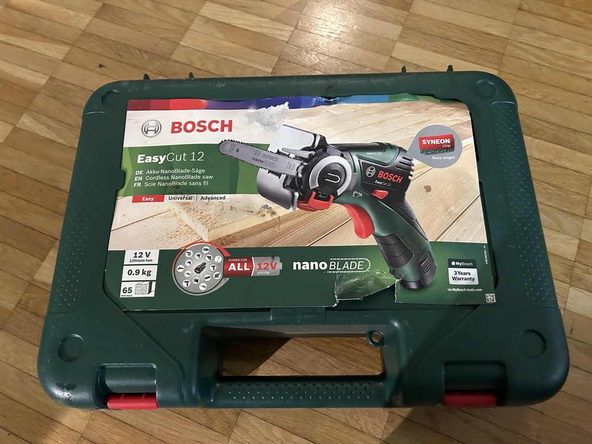 Bosch Seghe: Akku-NannoBlade-Säge Bosch EasyCut 12 – Usato da Uster venduto da komlab