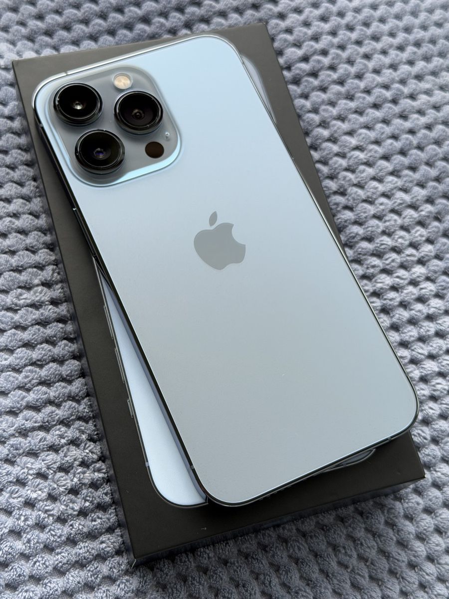 Apple Telefoni cellulari / Smartphones: iPhone 13 Pro Sierra Blue 256GB – Usato da Bellach venduto da Seidenglanz 2
