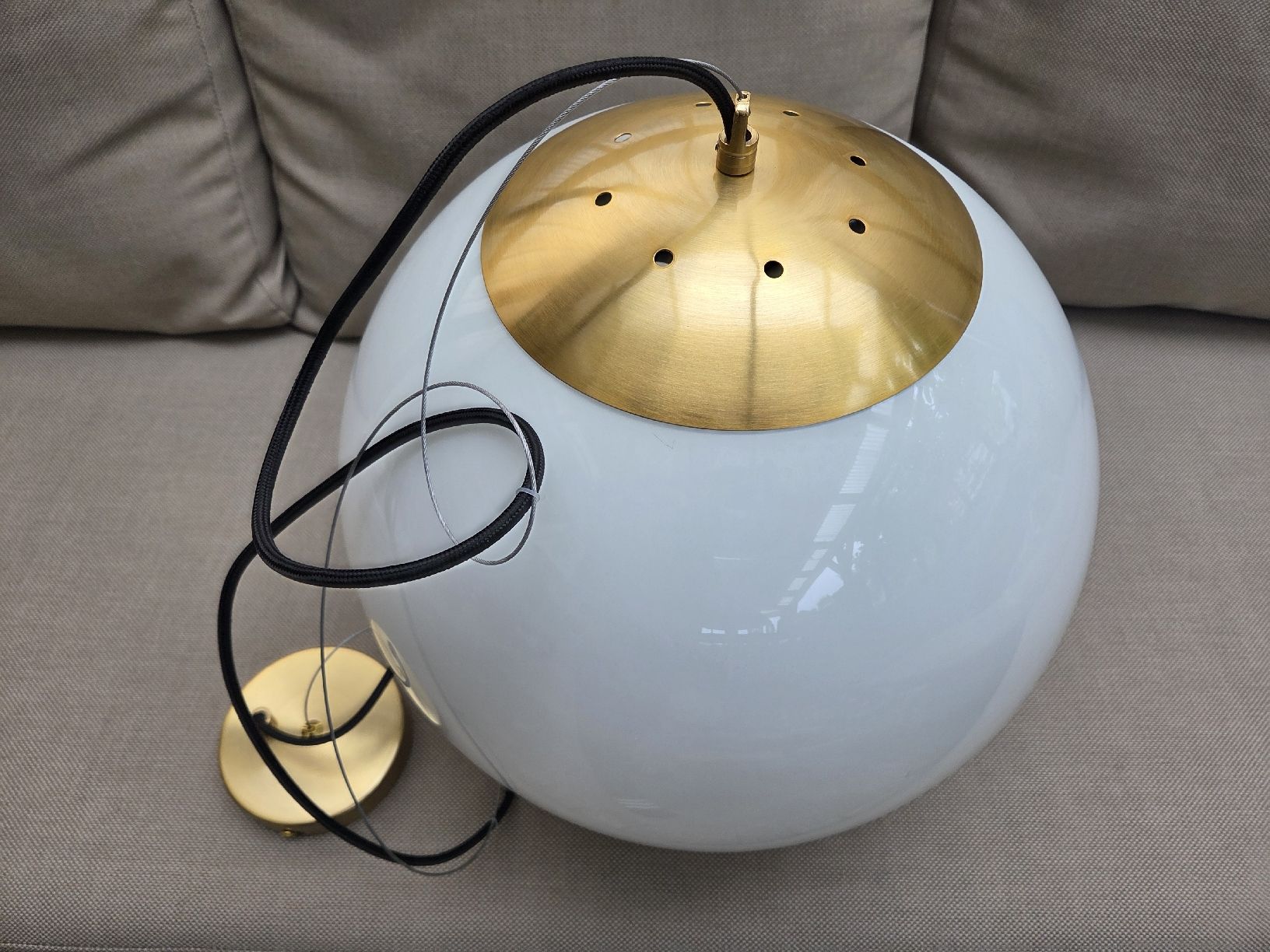 Lampadari & plafoniere: Zwei wunderschöne Retro Kugel Lampen, Hängelampe – Nuovo e nell'imballaggio originale da Uerkheim venduto da celi9 1