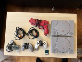 PlayStation 1 mit diversen Spiele und Zubehör
