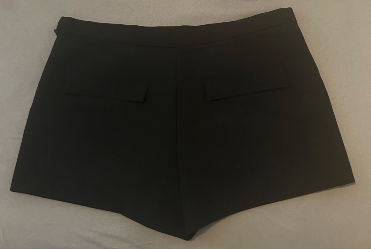 Zara Pantaloni: Short Zara taille L – Usato da Villars-sur-Glâne venduto da ale_7h26 1