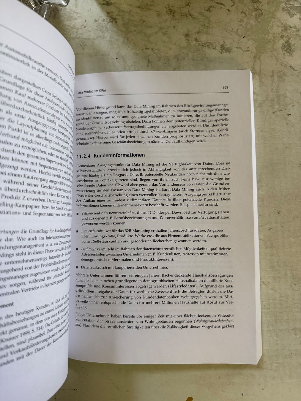 Libri: Effektives Customer Relationship Management – Usato da Dietikon venduto da Buchantiqdietikon 2