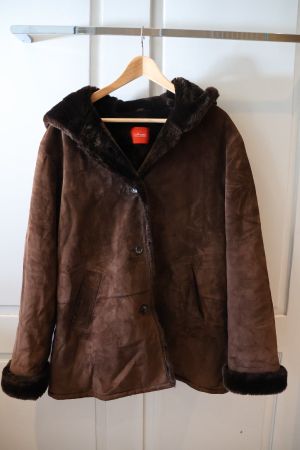 Braune Offset Lederjacke