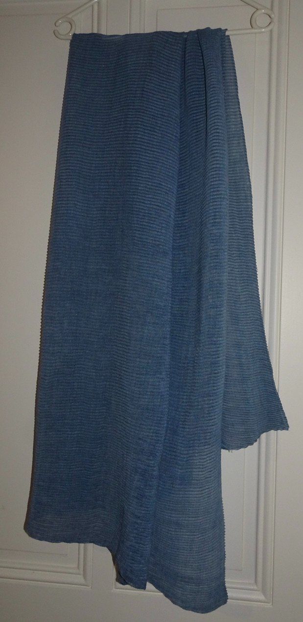 Foulard & Sciarpe: Écharpe bleue plissée – Usato da Châtelaine venduto da fil_7lqg 2
