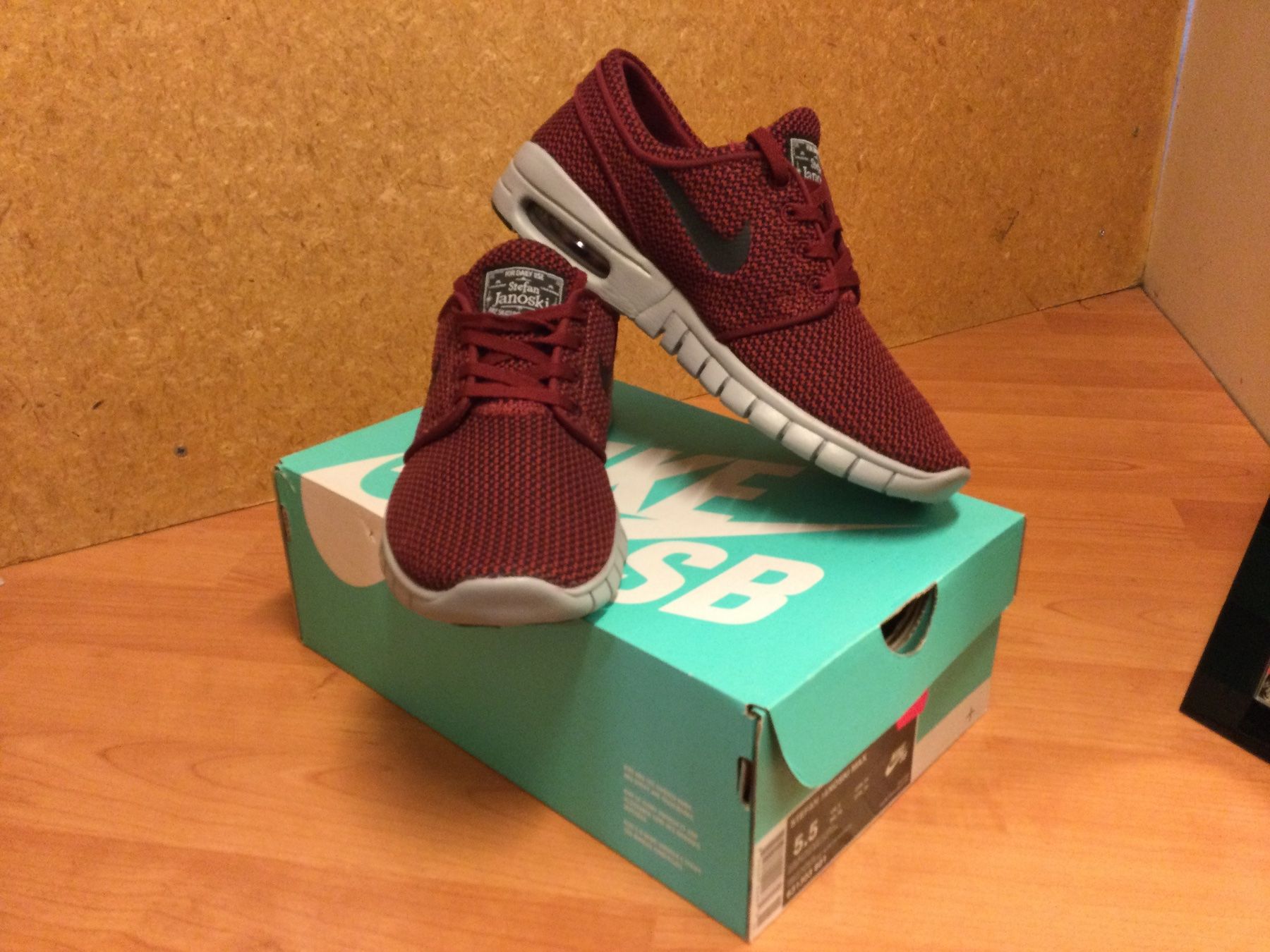 Nike Scarpe da uomo: Nike Stefan Janoski Max (EU 38) – Nuovo e nell'imballaggio originale da Schaffhausen venduto da Fresh-Stuff