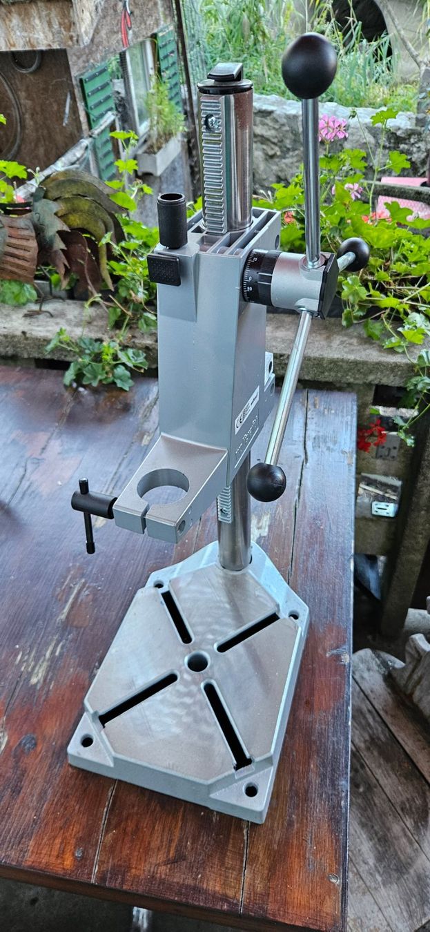 Wolfcraft Tutti gli attrezzi: Bohrmaschinen Ständer WOLFCRAFT – Usato da Aarburg venduto da Aare-Bueb 1