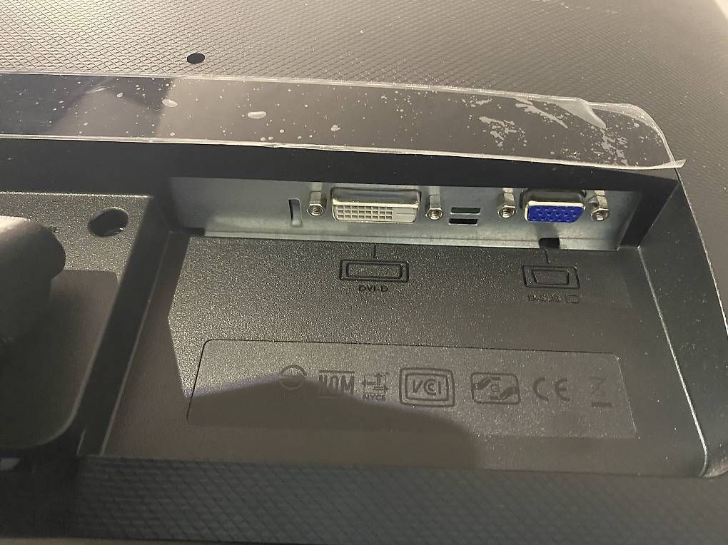 Ecrans: Écran BENQ 1080p – D'occasion à Lausanne par Mikael_Druid 1