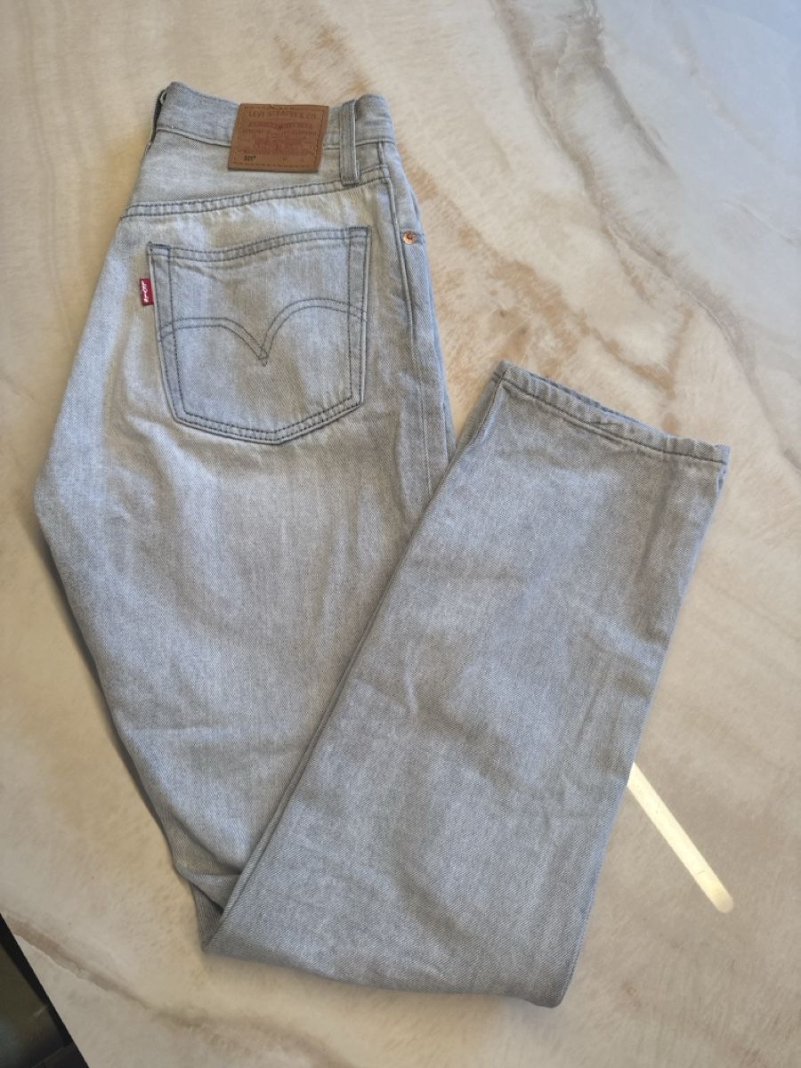 Levi's Jeans: Graue Levi's 501 Jeans Gr. W24/L30 – Gebraucht aus Embrach von shila_03