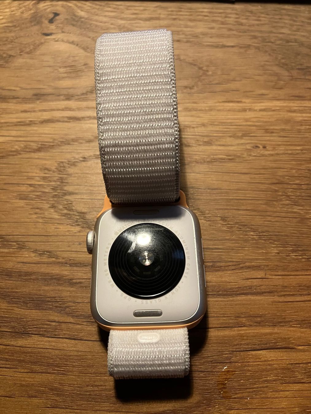 Apple Smartwatch: Apple Watch SE 40mm 2ème génération – Nuovo e nell'imballaggio originale da Ovronnaz venduto da LesBidochons 2