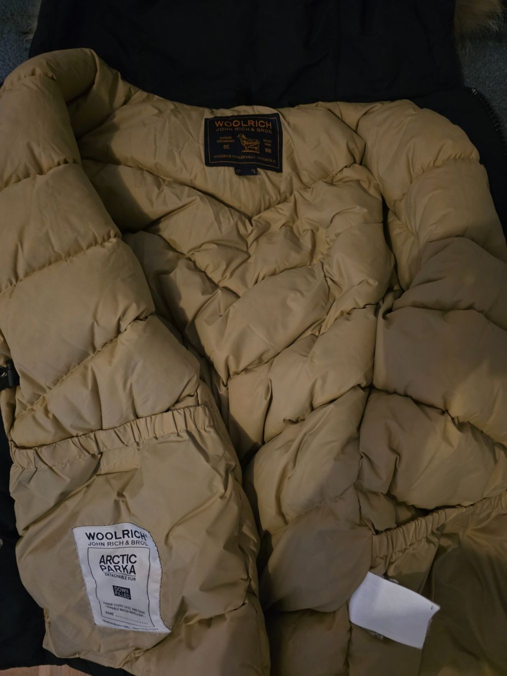Woolrich Cappotti: Parka Woolrich – Usato da Matten b. Interl venduto da hko_kz56 1
