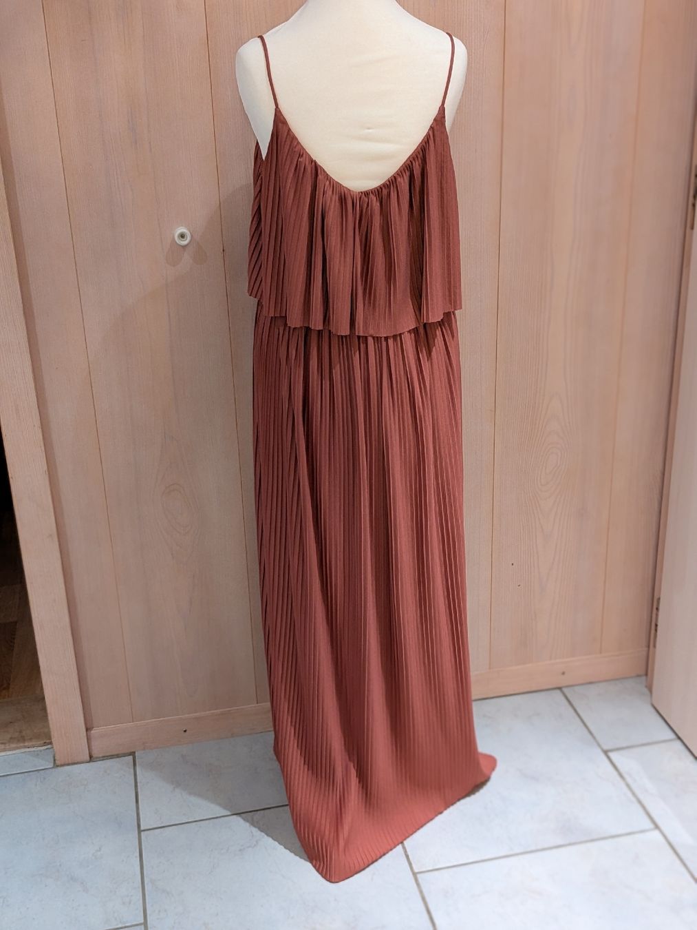 Vestiti: Maxikleid von About you – Usato da Ursenbach venduto da andrea_ 1