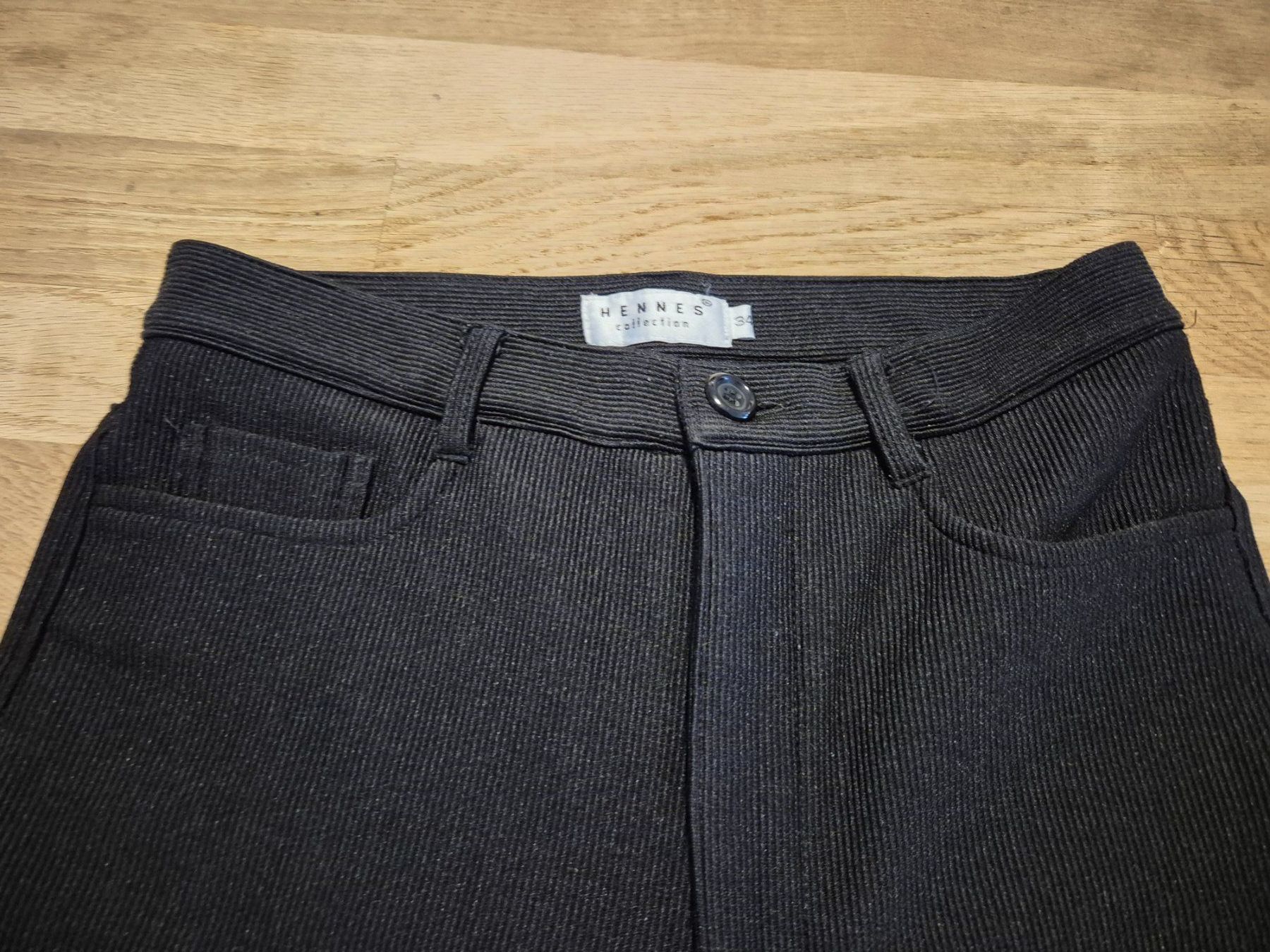 Pantaloni: 2 Stretchhosen Gr. 34 von Hennes – Nuovo (secondo la descrizione) da Urtenen-Schönbühl venduto da Lari1 3