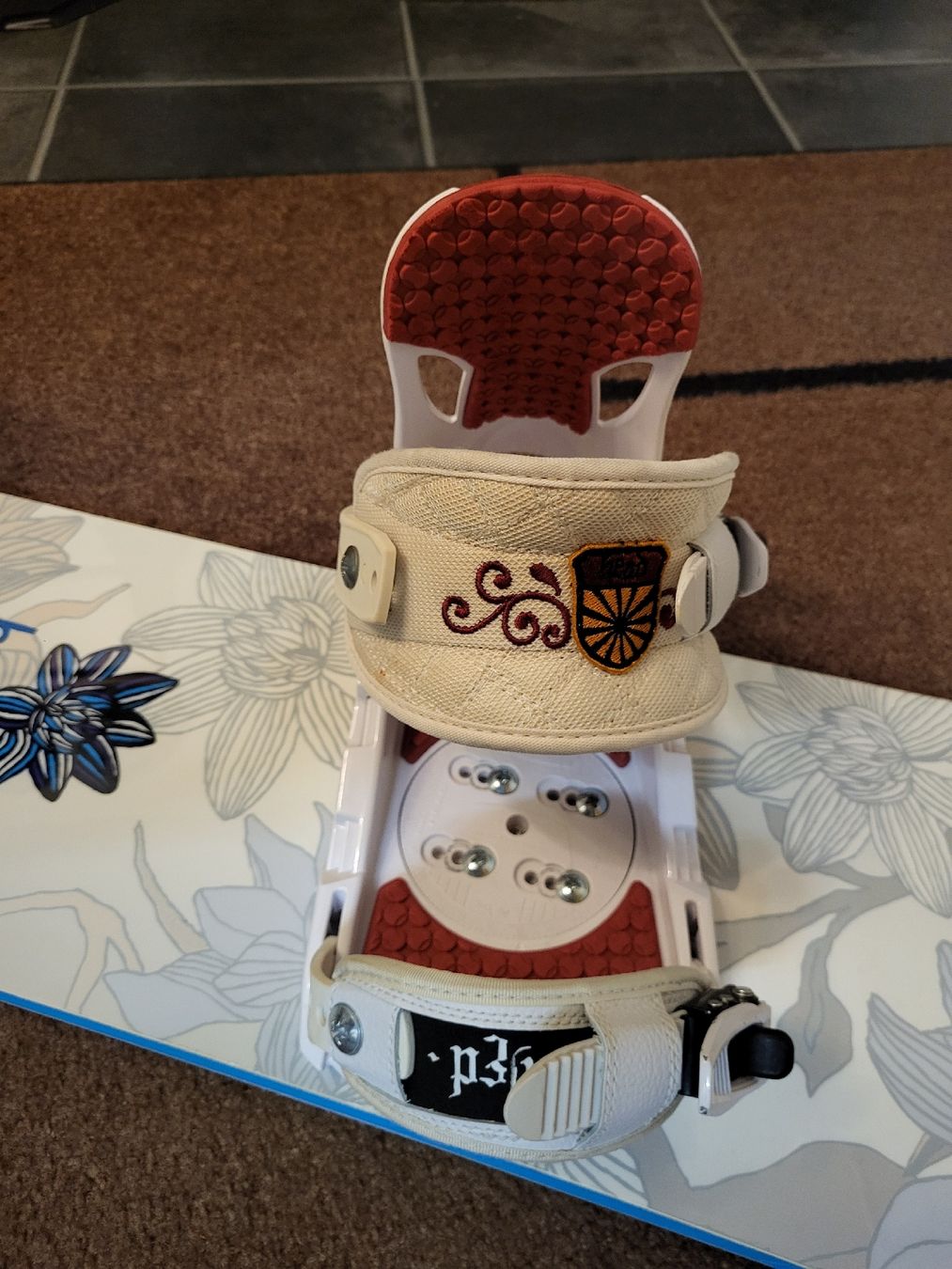 Boards: Snowboard Head Pearl, 152cm mit Bindung – Gebraucht aus Horgen von Catch22 2