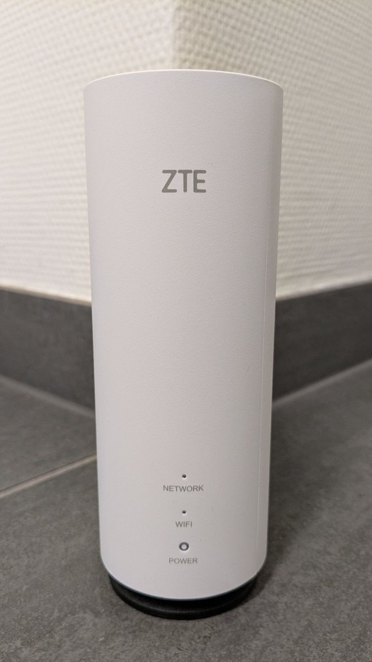 ZTE Modems & Router: ZTE MC8810 HyperBox 5G lite – Gebraucht aus Basel von ad0da