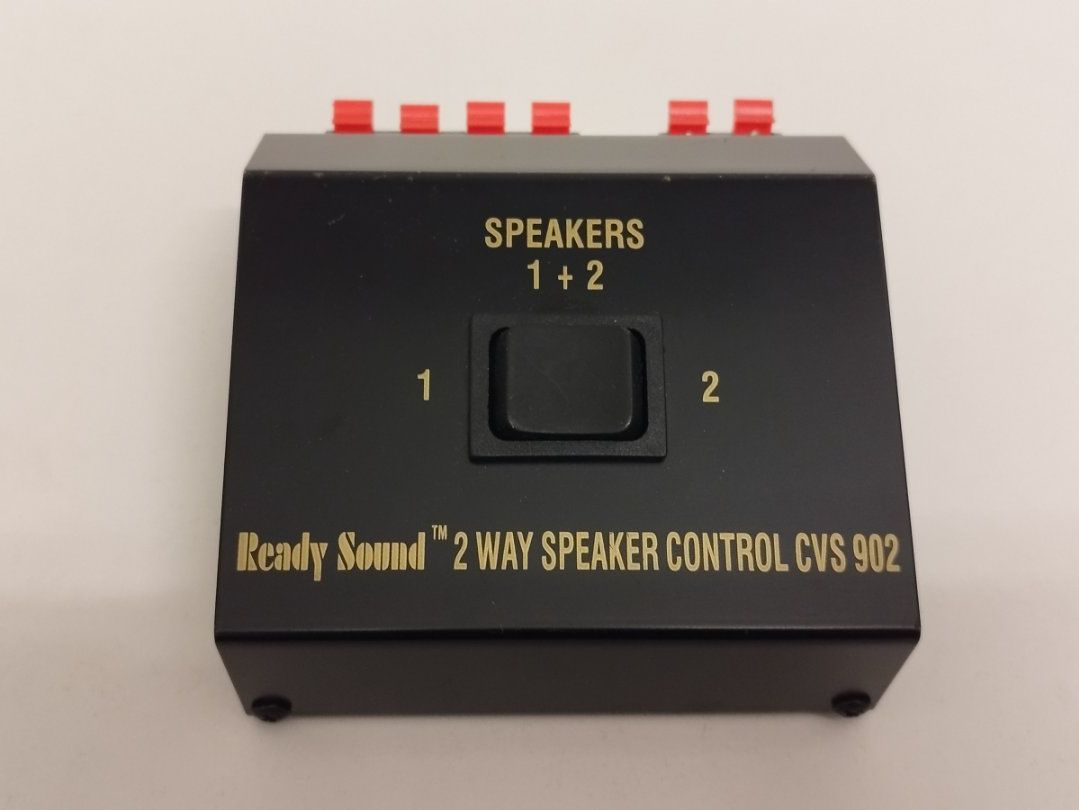Hubs & Switches: Ready Sound 2 Way Speaker Control CVS 902 – Gebraucht aus Bedano von fmilos