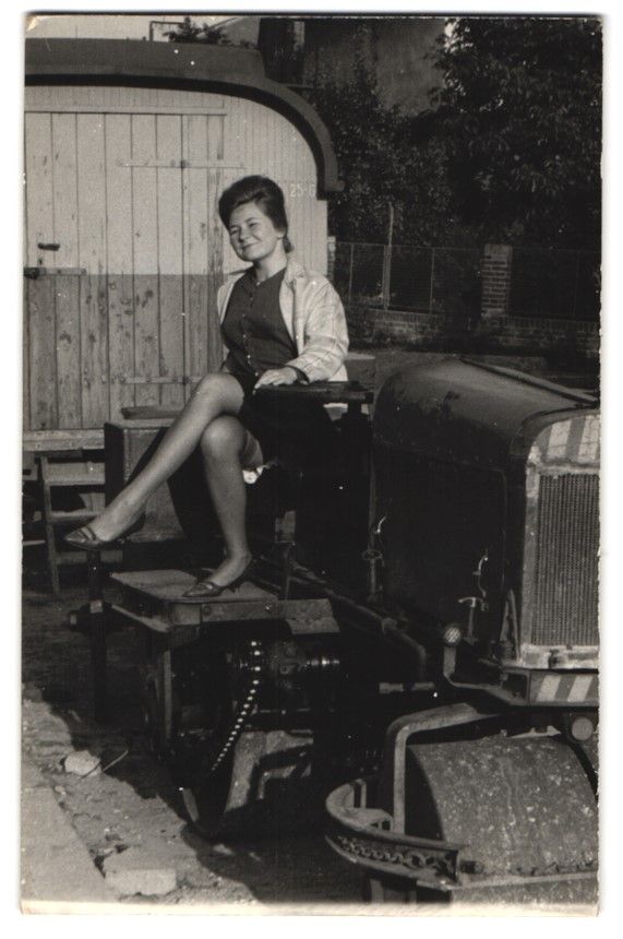 Fotografie & Manifesti: 2 Fotografien Strassenwalze, Schlepper - – Usato da Berlin venduto da bartko-reher
