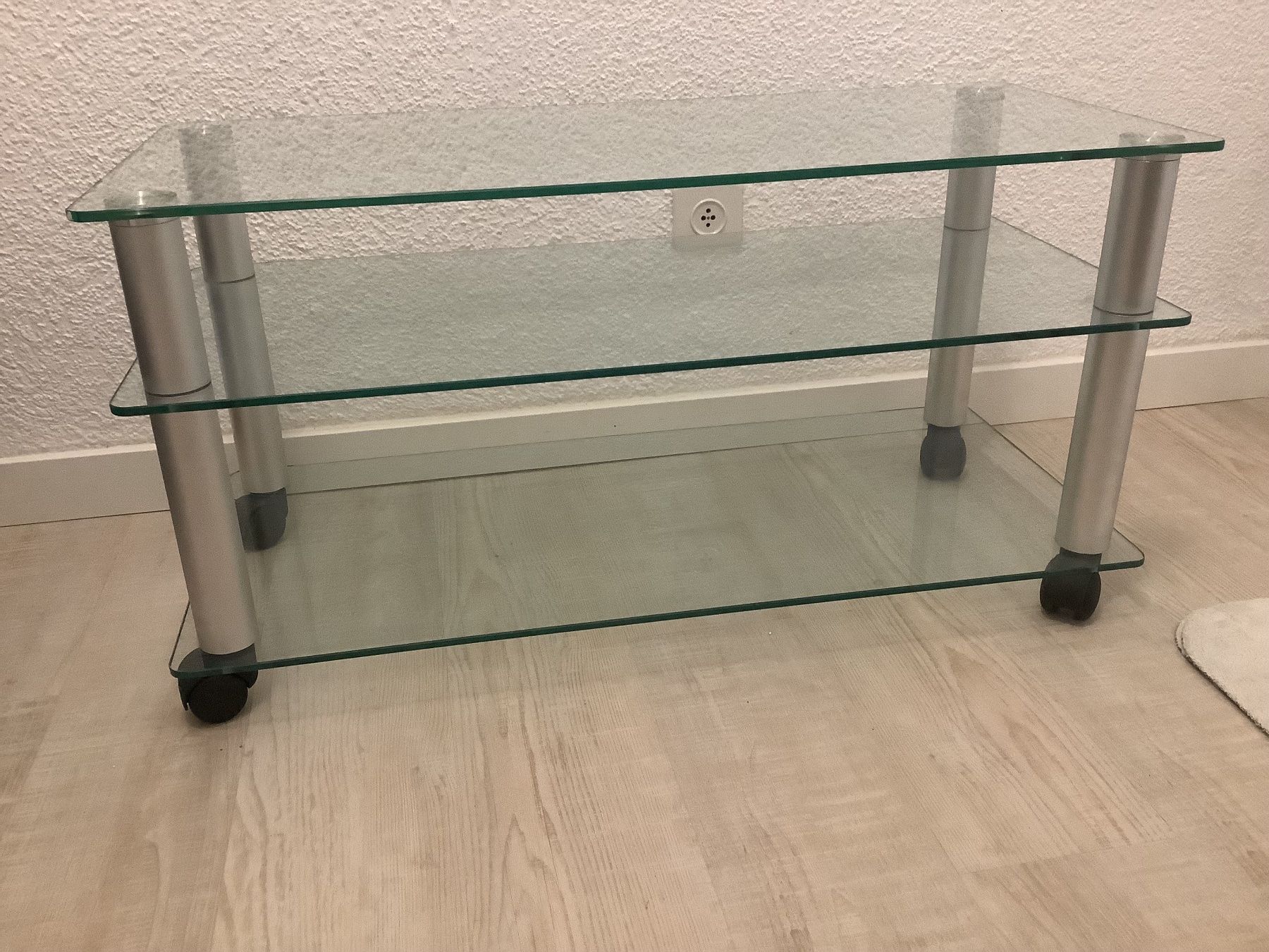 Mobili TV: Meuble télé en verre – Usato da Chancy venduto da Capu19