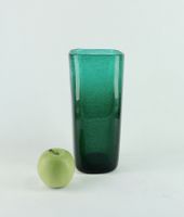 SELTENE, GRÜNE GLASVASE, HADELAND GLASSVERK, NORWEGEN, 60ER.