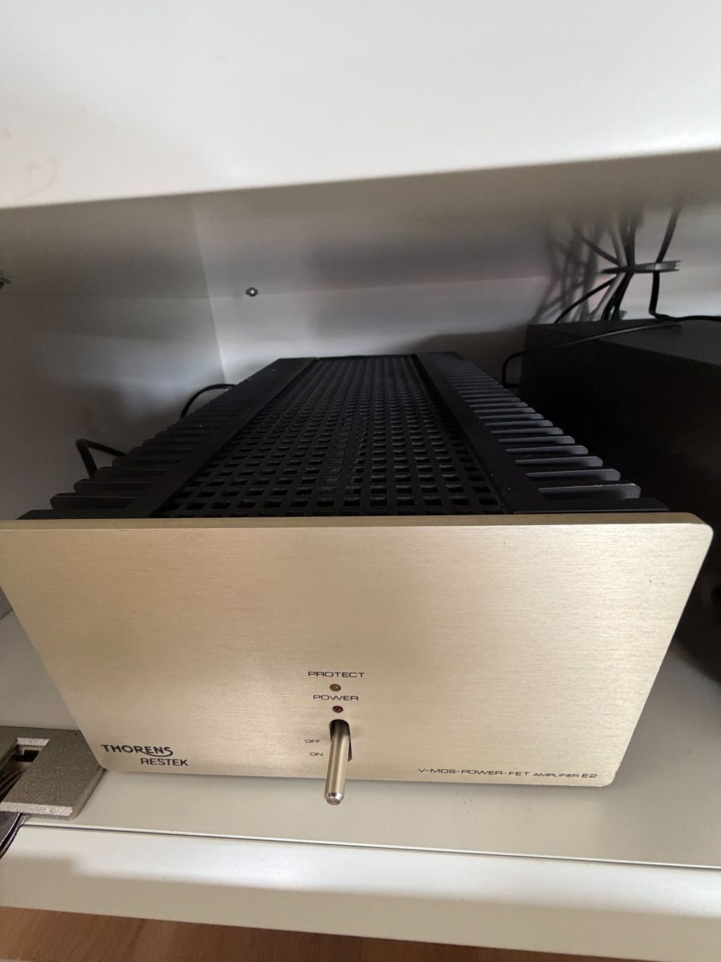Verstärker: Zwei Restek / Thorens Monoendstufen E2 – Gebraucht aus Horgen von hok_jsl2