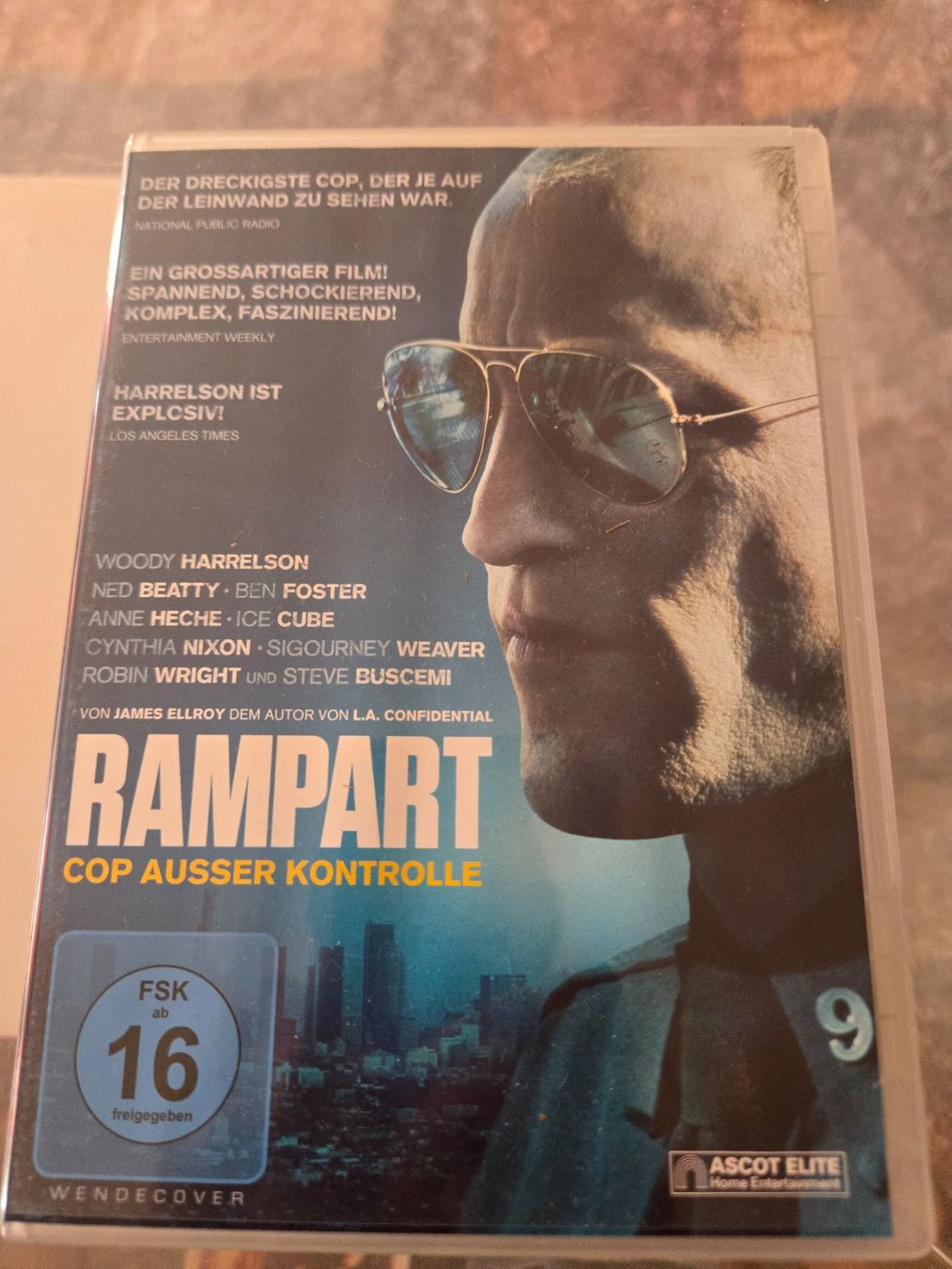 Tutti i DVDs: Rampart: Cop Ausser Kontrolle DVD – Usato da Bussigny venduto da Kfdlt