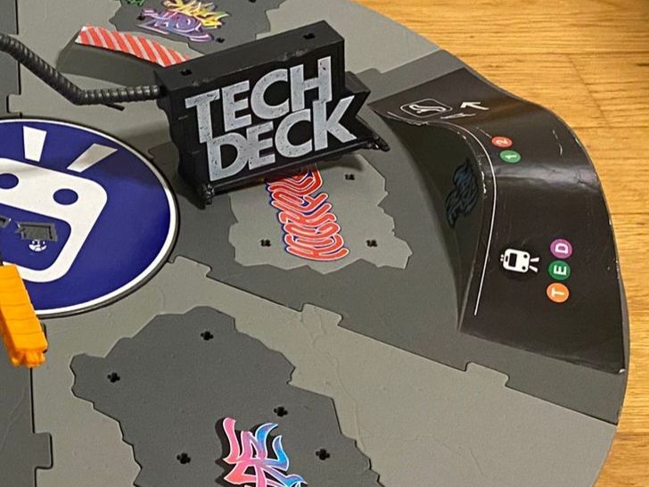 Giocattoli: Tech Deck - Shredline 360 - Top Zustand! – Usato da Binningen venduto da sbs1979 1