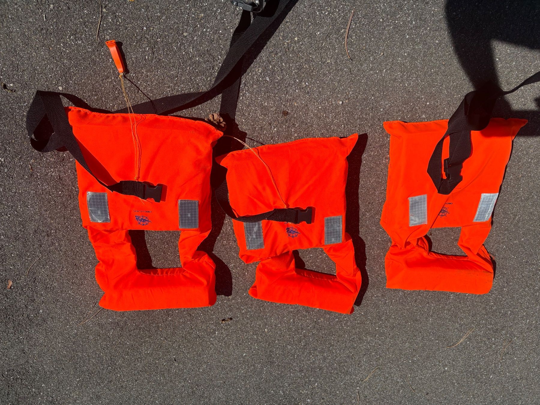 Giubbotti di salvataggio: Schwimmwesten – Usato da Ipsach venduto da Travers