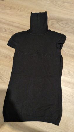 Pull col roulé noir Guess, strass, taille M