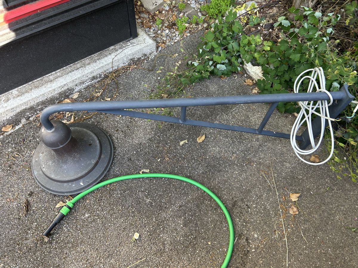 Bag Turgi Lampes: BAG Turgi Strassenlampe – D'occasion à Beurnevésin par chr2803 2