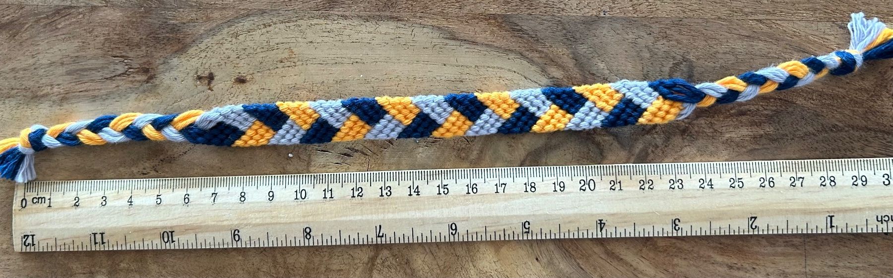 Bracciali & Braccialetti: Armband /Freundschaftsband - Handmade – Nuovo e nell'imballaggio originale da Geneve venduto da vane267 1
