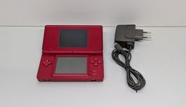 Nintendo DS Lite rot inkl. Ladekabel