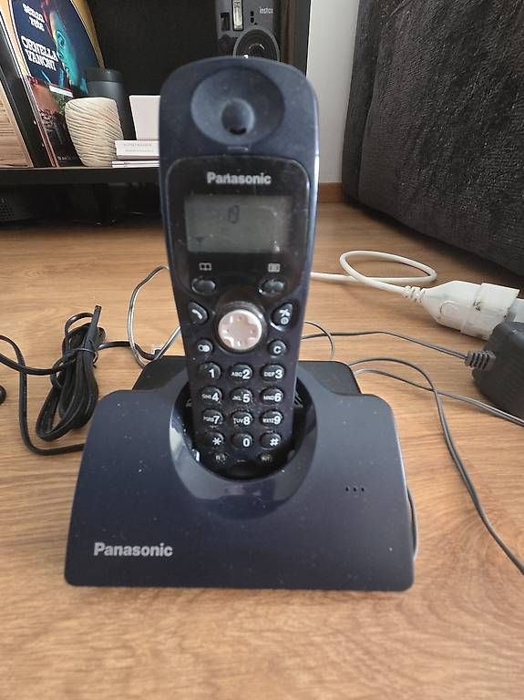 Telefoni: Ottimo DECT Panasonic (cordless) usato – Usato da Bissone venduto da luc_vpc5 2