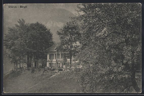 Cartoline postali: Glarus, Restaurant Bergli mit Besuchern – Usato da Berlin venduto da bartko-reher