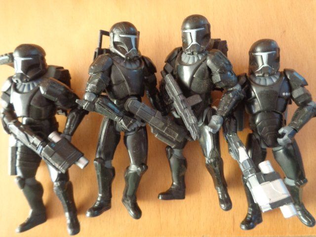 Hasbro Spielzeuge: Star Wars Hasbro  Republic Comando Black – Gebraucht aus sargans von Angamar