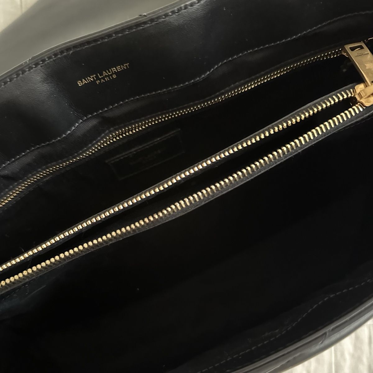 Saint Laurent Borse: YSL Loulou Bag Large – Nuovo (secondo la descrizione) da Zürich venduto da Nomase10. 5