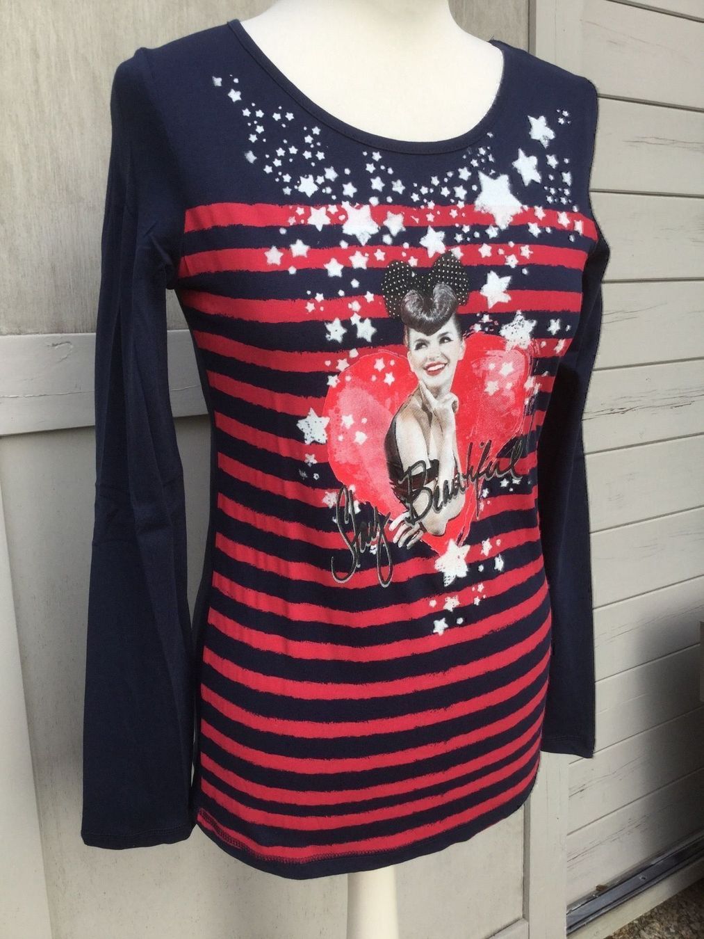 Top: Sweat marine rayé rouge USA, taille M – Nuovo e nell'imballaggio originale da Agiez venduto da chouchanelle 7